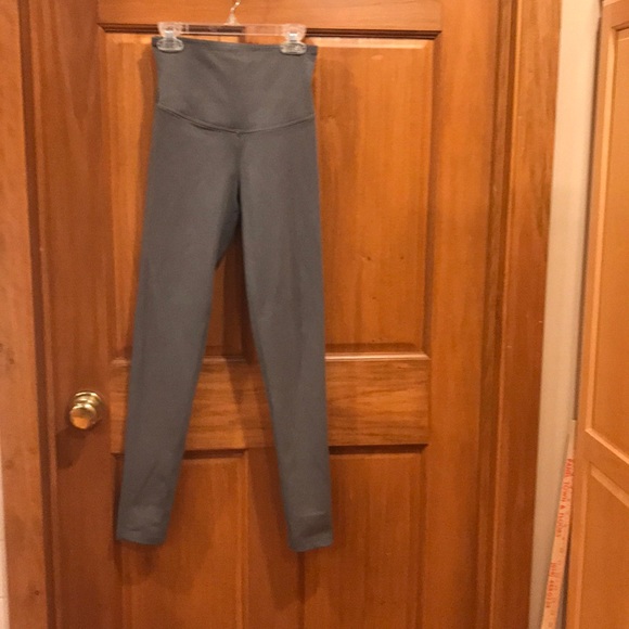 Leggings. Yummie - Picture 2 of 4